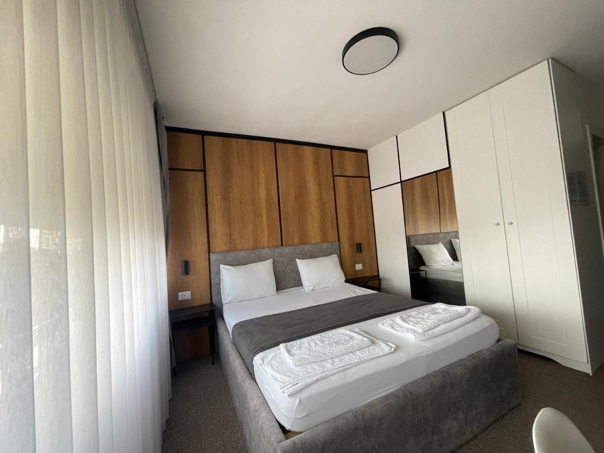New Prishtina Luxury Rooms Pristina Exterior foto